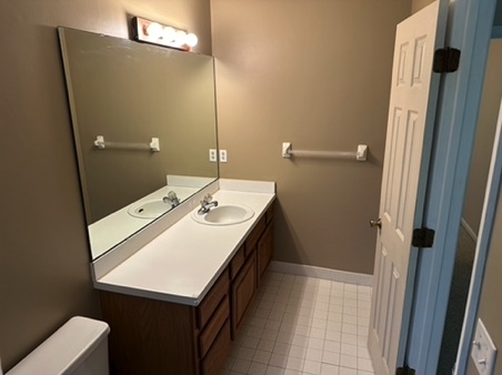 15-Rear Bathroom 2